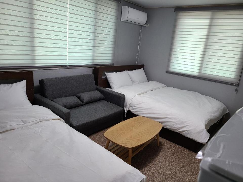 Joy Guest House Asan Exterior foto